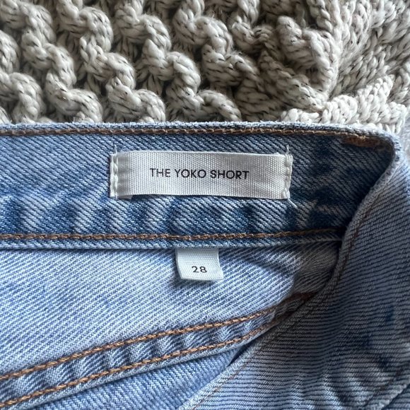 The Yoko Hi-Rise Micro Jean Short | Denim Forum (Aritzia) - Picture 4 of 6